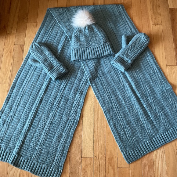 Love & Lore Scarf, Mittens, Toque/Beanie - Blue winter accessories - Picture 1 of 16
